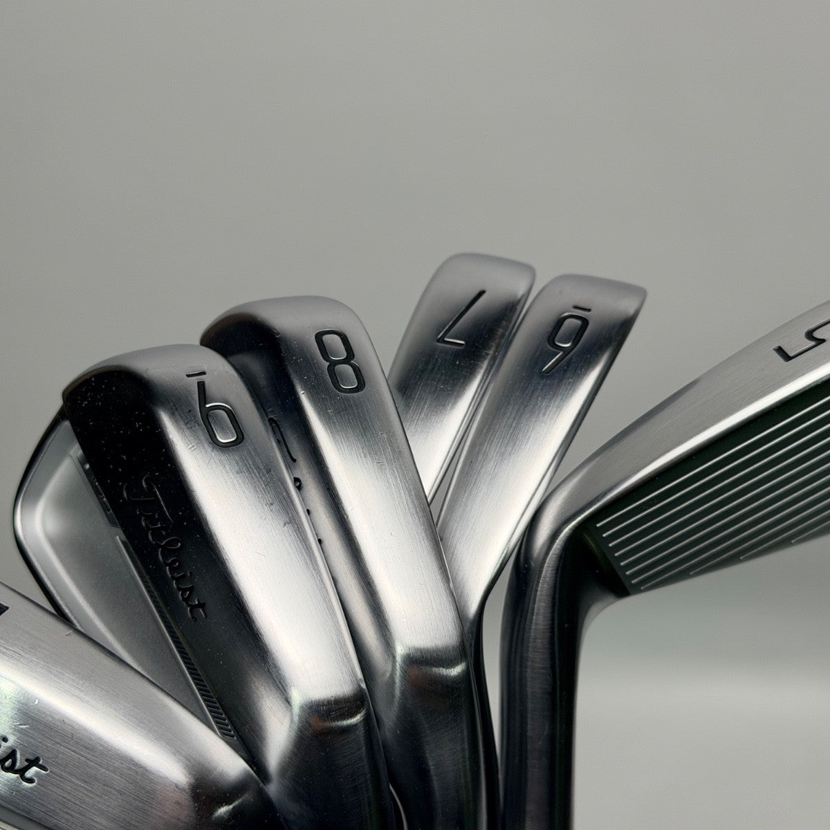 Titleist 2023 T100 Iron Set 5-PW Dynamic Gold 120 S300 Stiff2