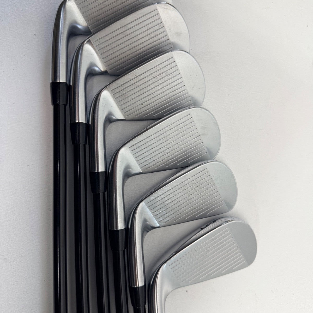 Titleist T200 Iron Set 5-PW Tensei AV AM2 Red Light Flex3
