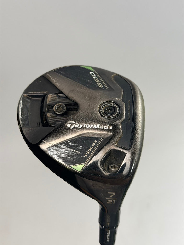 Original Qi35 Tour 7 wood 21 degree sole close-up