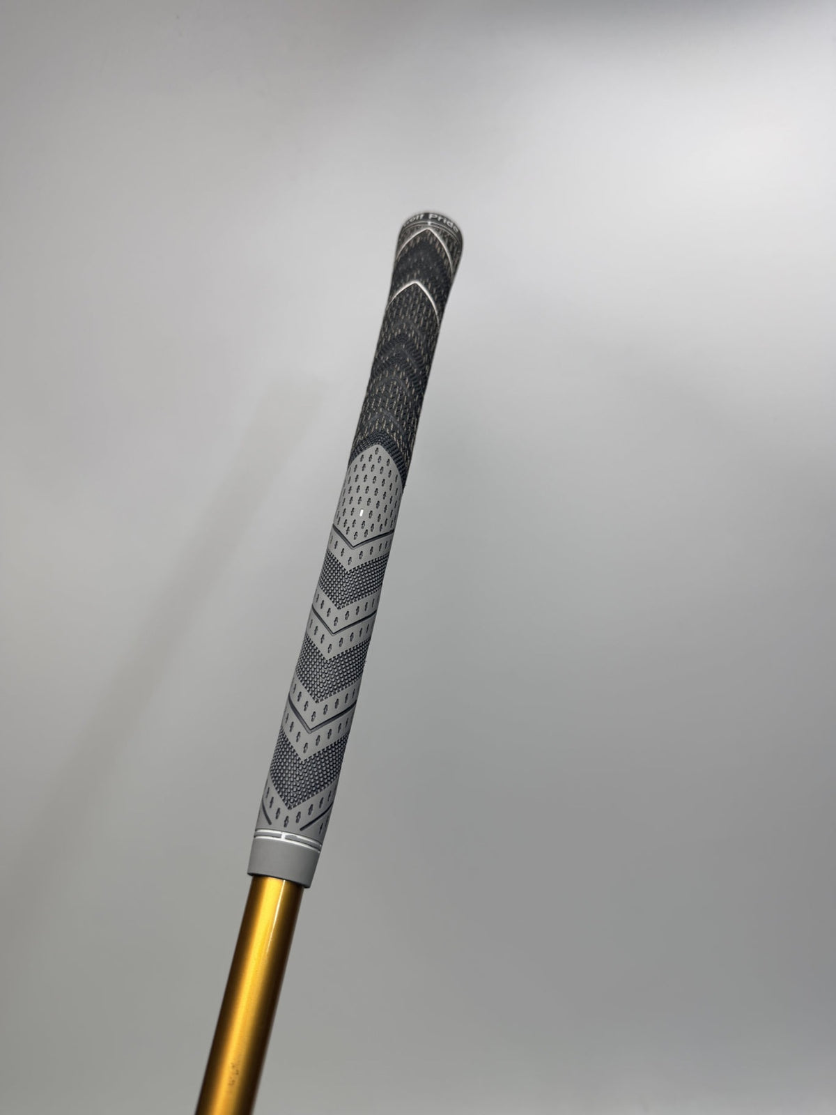 r7 Quad Mini 11.5 6S gray black grip view 4