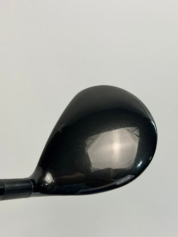 Callaway Quantum Max 9 wood crown