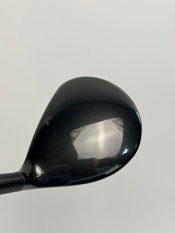 Callaway Quantum Max 9 wood crown