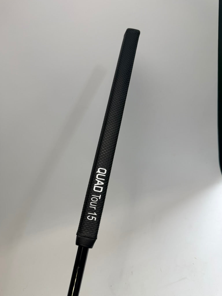 Garsen Quad Tour 15 grip branding alternate view