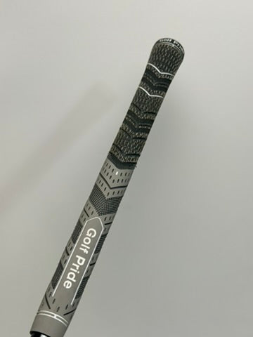 Gray and black Golf Pride grip