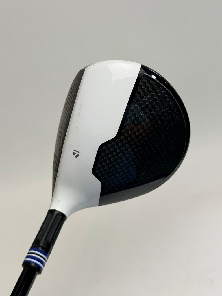 TaylorMade M2 7HL carbon crown