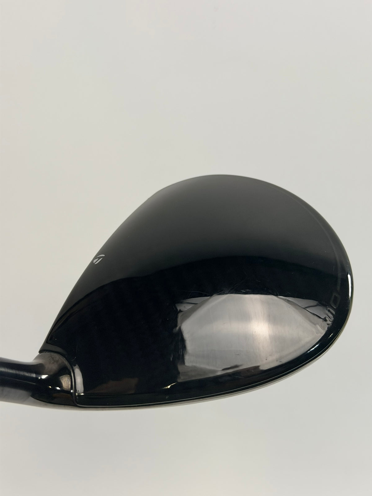 TaylorMade Qi10 3-wood crown at address