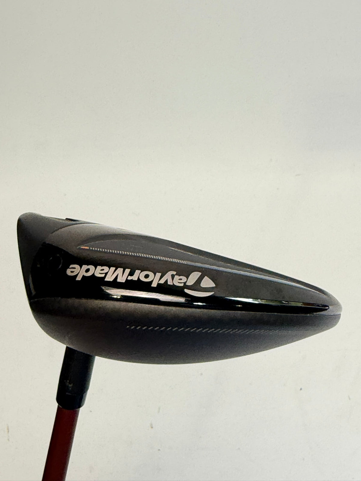 TaylorMade Qi4D Max 9 wood rear crown view