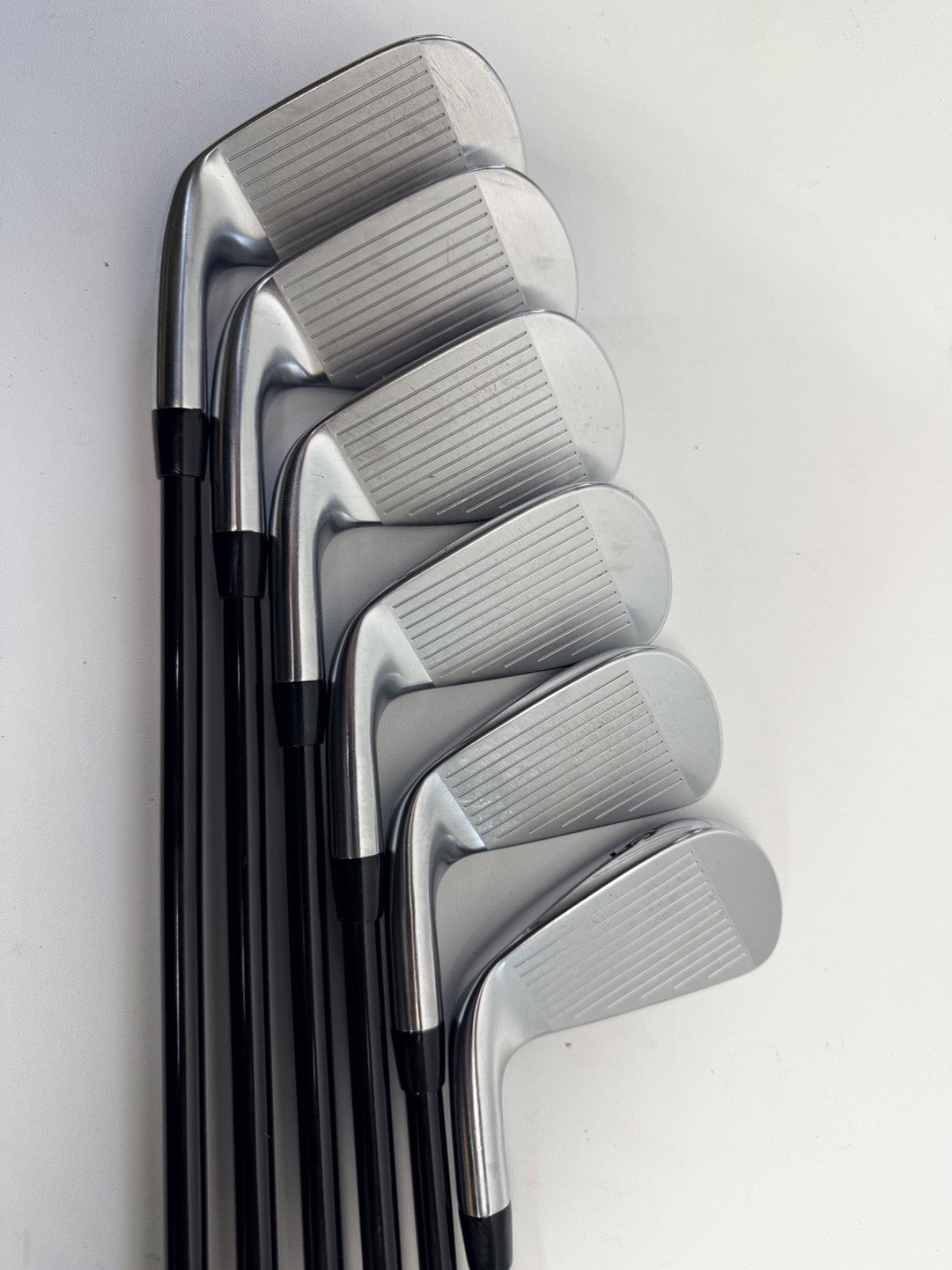 Titleist T200 Iron Set 5-PW Tensei AV AM2 Red Light Flex3