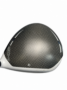 TaylorMade SIM Max 10.5 Diamana 62 Stiff LH driver AI-edited white background