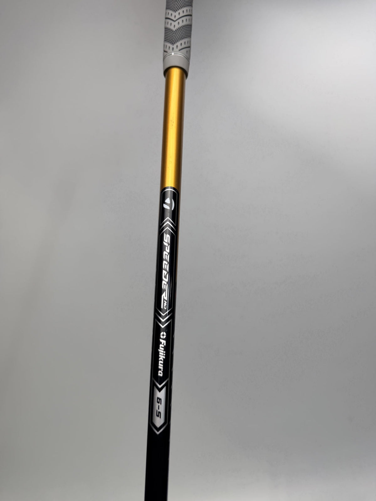 r7 Quad Mini 11.5 6S gray black grip view 5
