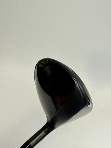 Callaway Paradym left-handed 7 wood crown view