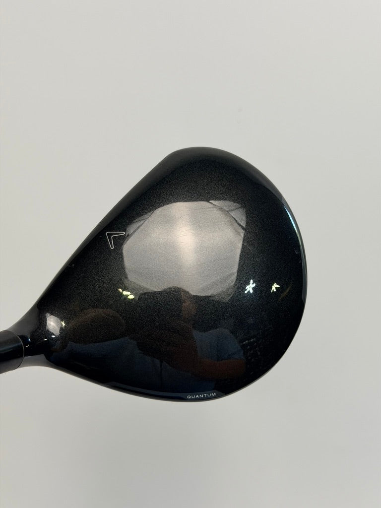Callaway Quantum Max 9 wood crown