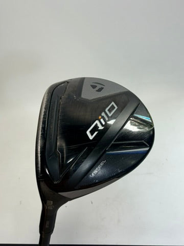 TaylorMade Qi10 15 degree original unedited sole close-up