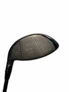 Callaway Rogue ST Max 10.5 degree driver — white-background photo 2