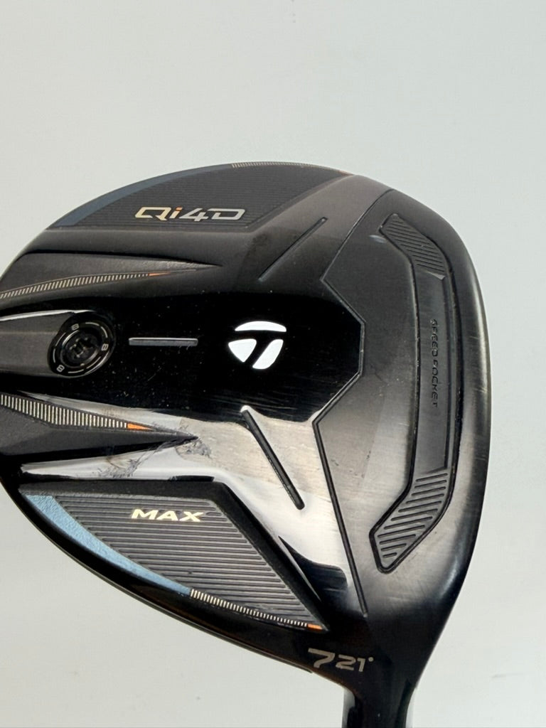 Original Qi4D Max sole close-up