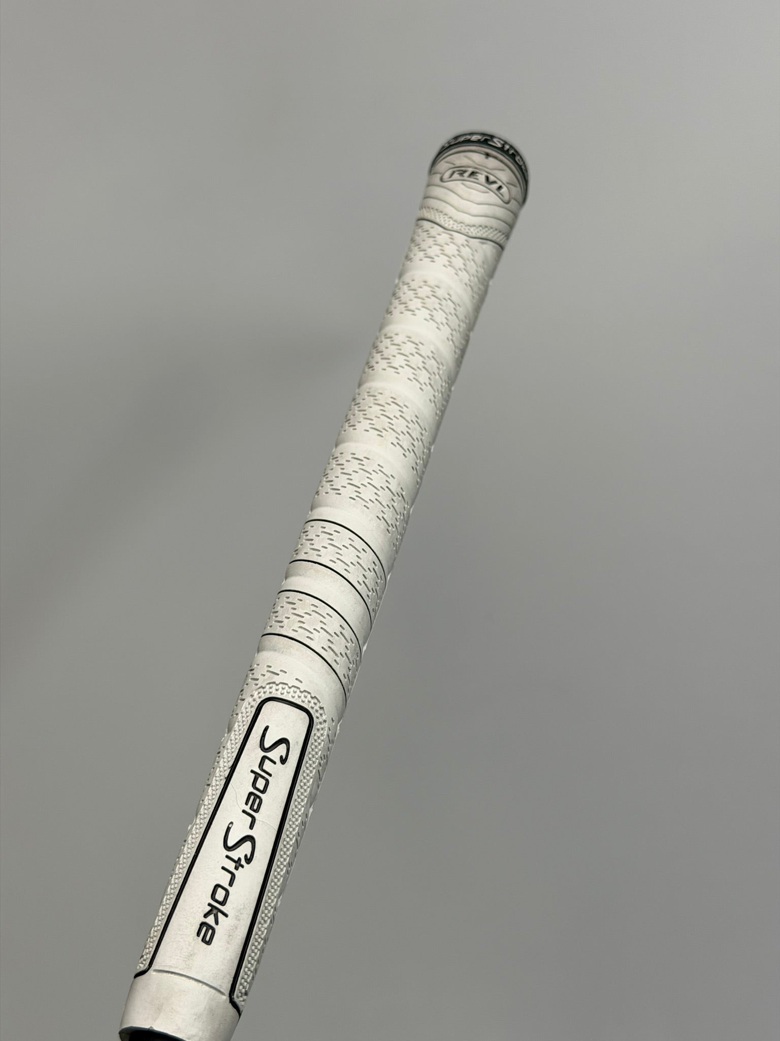 White SuperStroke REVL grip