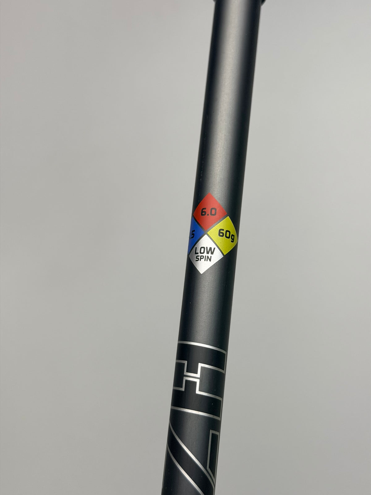 HZRDUS Smoke 60g 6.0 stiff low spin shaft label