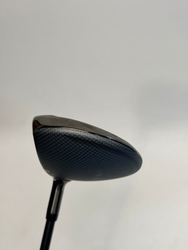 TaylorMade Qi35 Max 9 wood rear profile